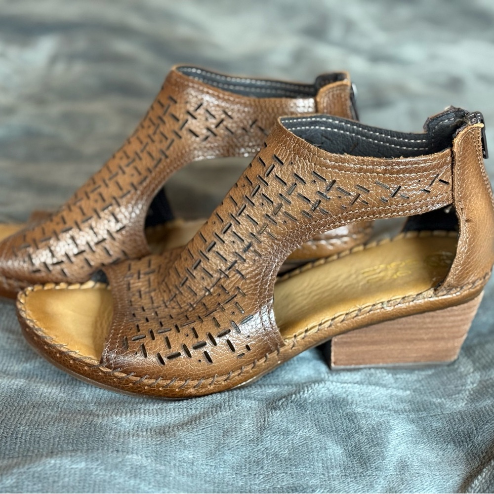 Lobo Solo Leather Women’s Brown Sandal Ankle Boots - Size 9